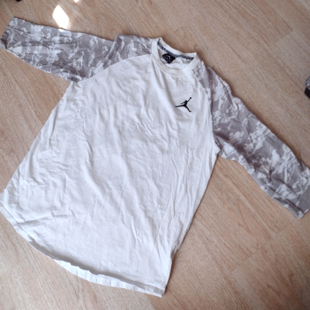 Jordan shirt